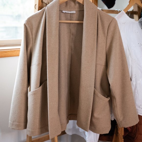 Only Child Cardiff Coat in Midweight Wool - Picture 3 of 3